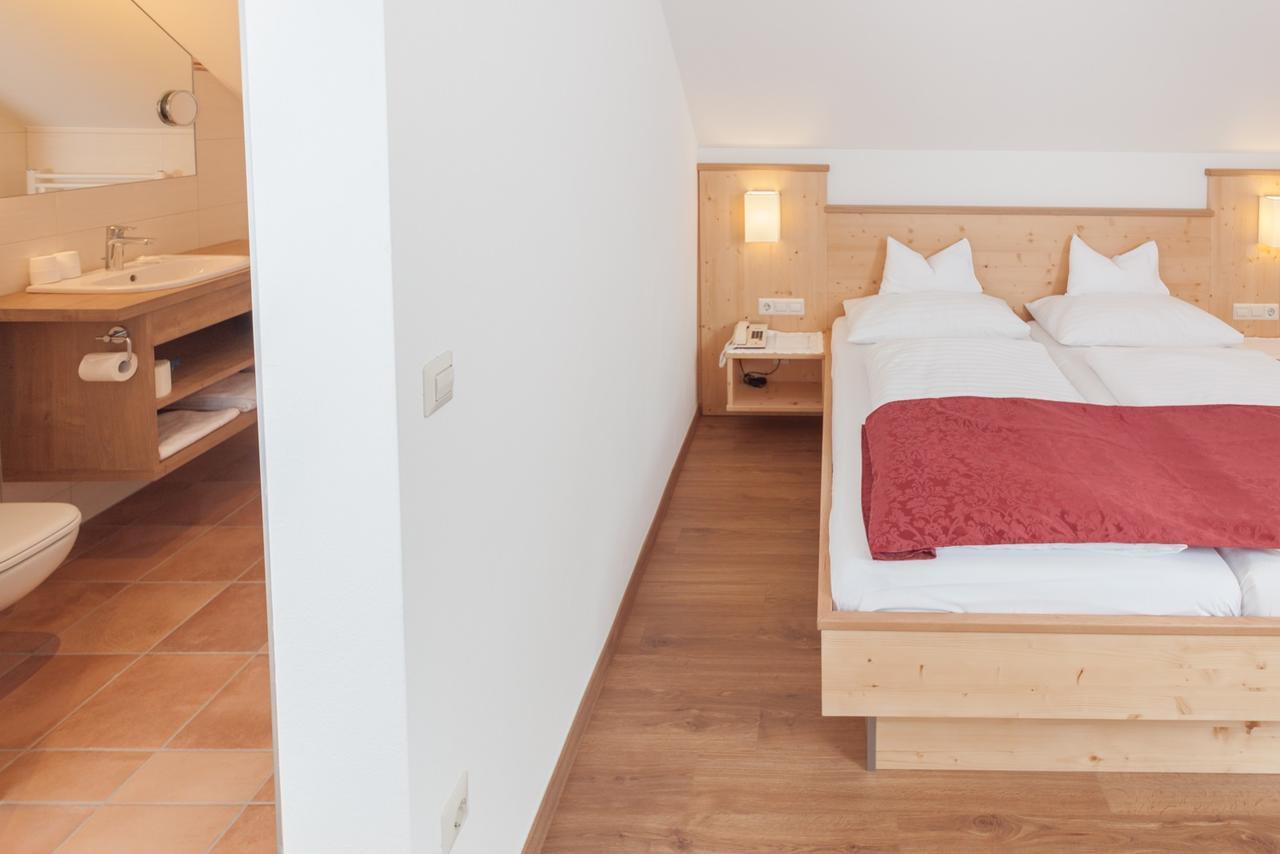 Pension Oberjoerg Rattendorf Buitenkant foto